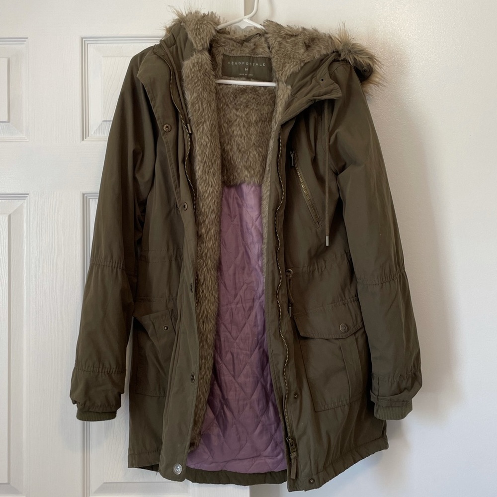 • Aeropostale army green faux fur lined coat •